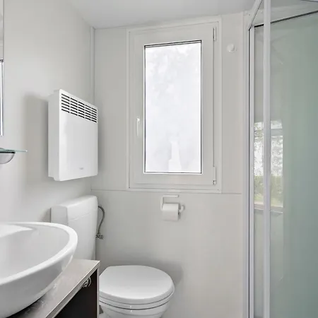 Kemp First Camp Hasmark &