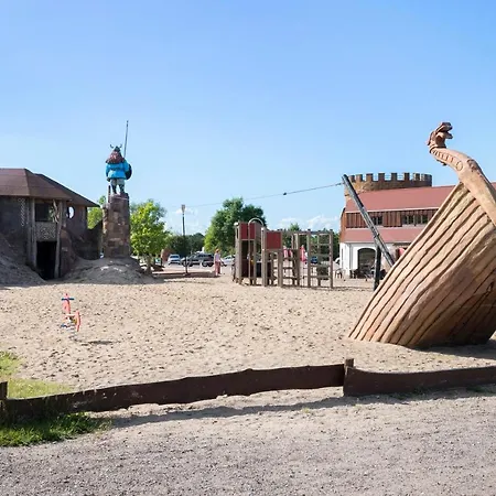 Kemp First Camp Hasmark &