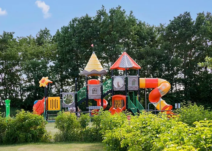 First Camp Hasmark & Camping *